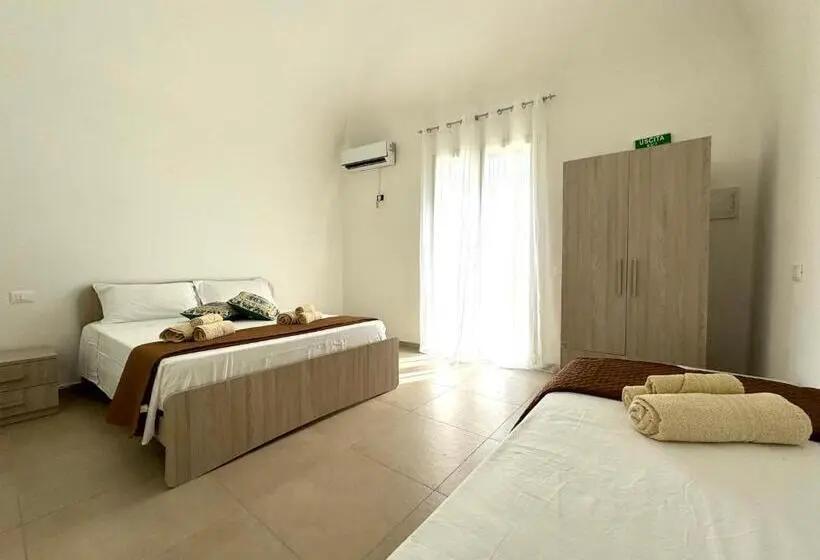 Pokój Standard Trzyosobowy, Casa Ferrante