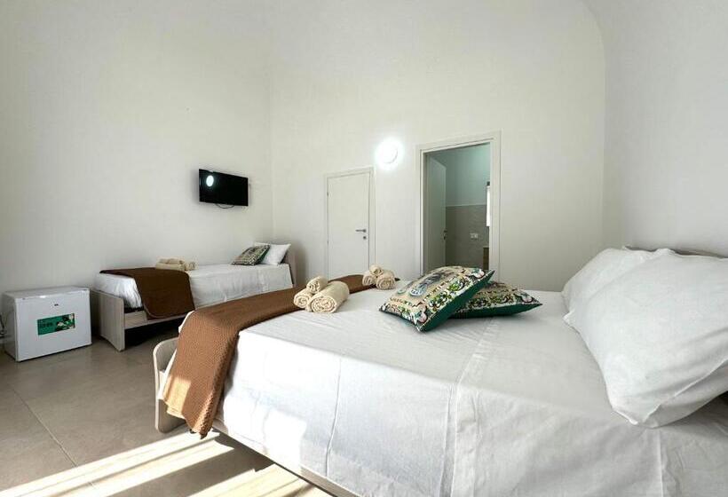 スタンダードトリプルルーム, Casa Ferrante