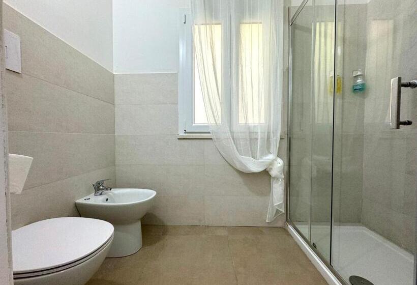 ファミリールーム, Casa Ferrante