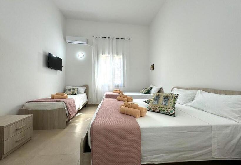 デラックスジュニアスイート, Casa Ferrante