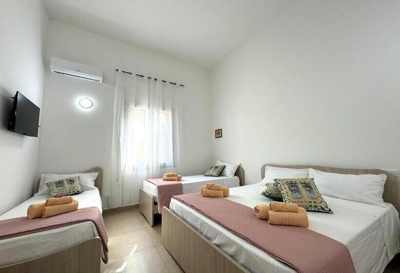 デラックスジュニアスイート, Casa Ferrante