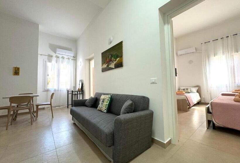 デラックスジュニアスイート, Casa Ferrante