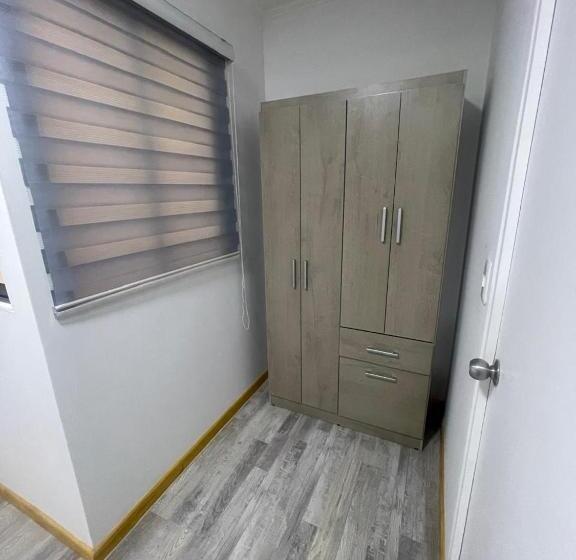 Standardeinzelzimmer, Ckayatar