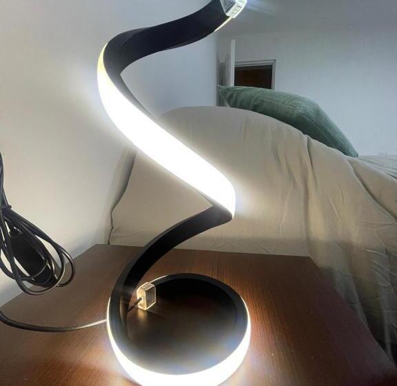 Standardeinzelzimmer, Ckayatar