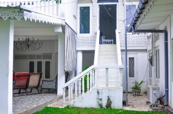 חדר משפחתי, The Cinnamon Villa By Kings Bay