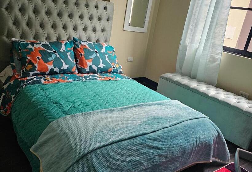 풀장 전망 싱글룸, El Palacete De La Duqueza , Siéntete Como En La Realeza En Macas