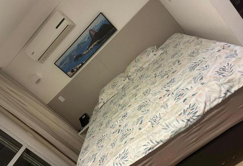 דירת חדר עם נוף לים ומרפסת, Flat, Apart Hotel, Suite Master, Loft, Studio, Quarto, Apto No Centro De Macaé Próximo A Praia De Im