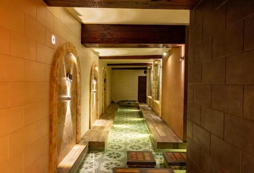 デラックススイート, Green Windows Resort