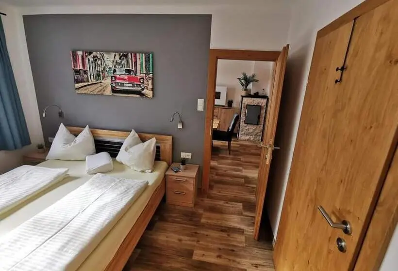 سوییت جونیور, Flo S Rooms & Breakfast