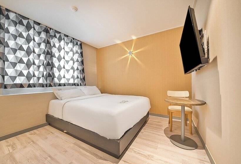 Номер Deluxe, One Stay