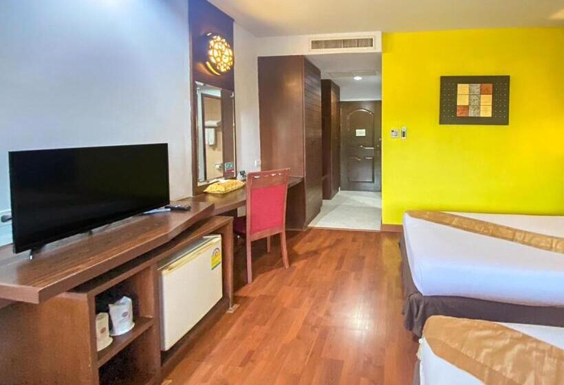 수피리어 룸, The Ligor City