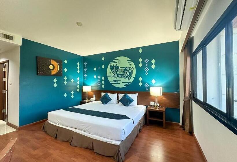 이그제큐티브 스위트, The Ligor City