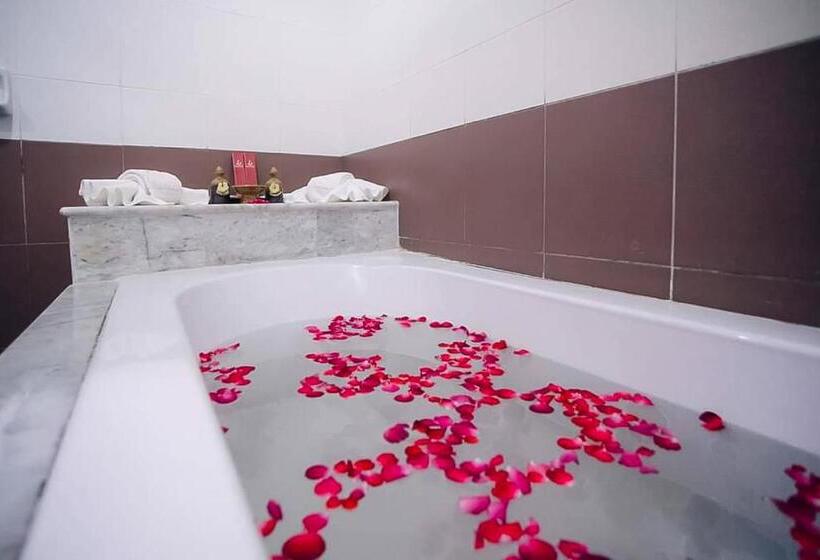 스위트, The Ligor City