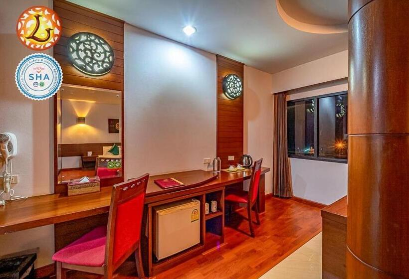 스위트 킹사이즈 침대, The Ligor City