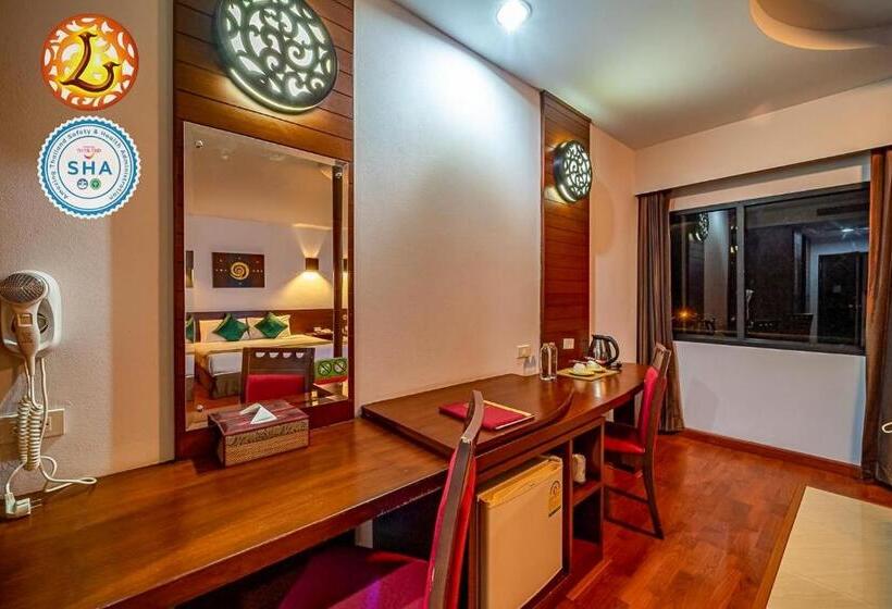 스위트 킹사이즈 침대, The Ligor City