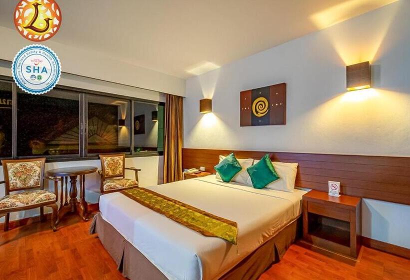 스위트 킹사이즈 침대, The Ligor City