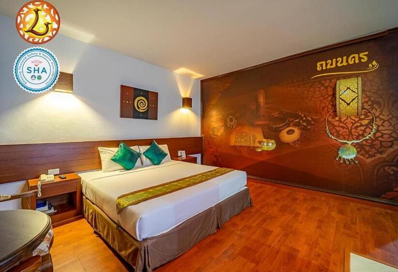 스위트 킹사이즈 침대, The Ligor City