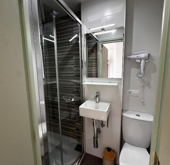 اتاق استاندارد, Hostal Atuaire Home