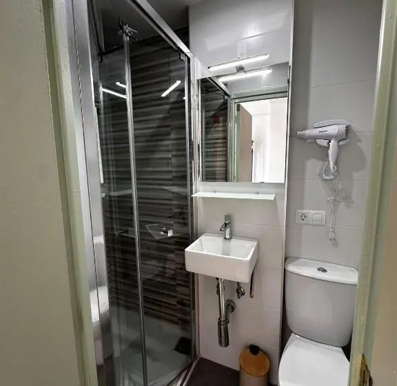 اتاق استاندارد, Hostal Atuaire Home