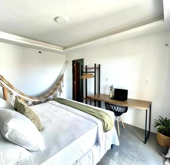 デラックスルーム, Star House Guriú