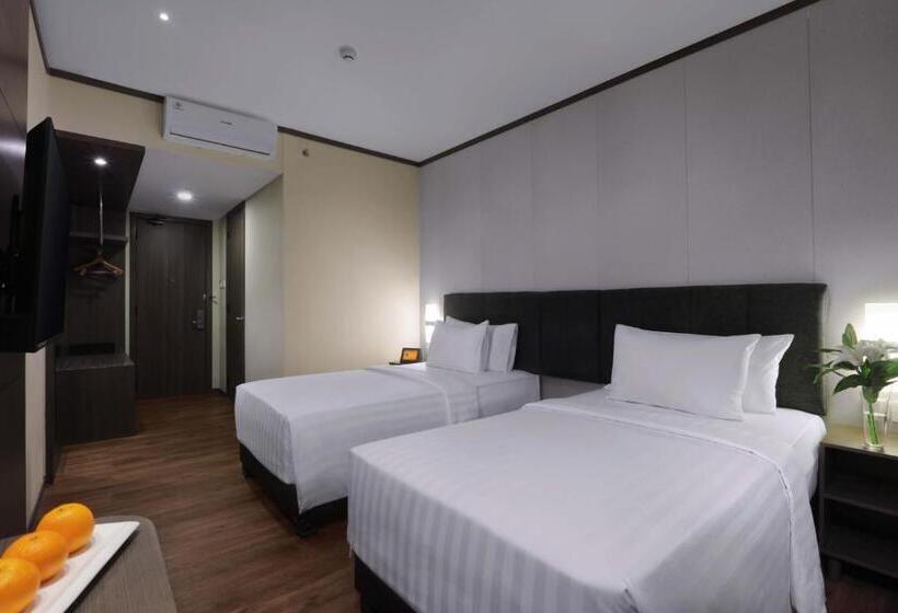 Номер Deluxe, Harper Premier Nagoya Batam