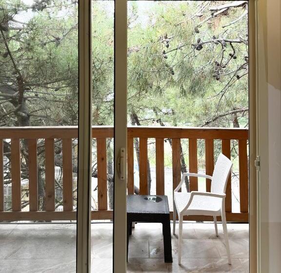 스탠다드 테라스 룸, Velipoja Escape