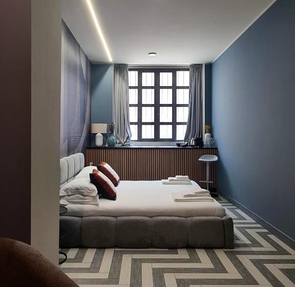 اتاق لوکس, Serendipity Rooms   Navigli