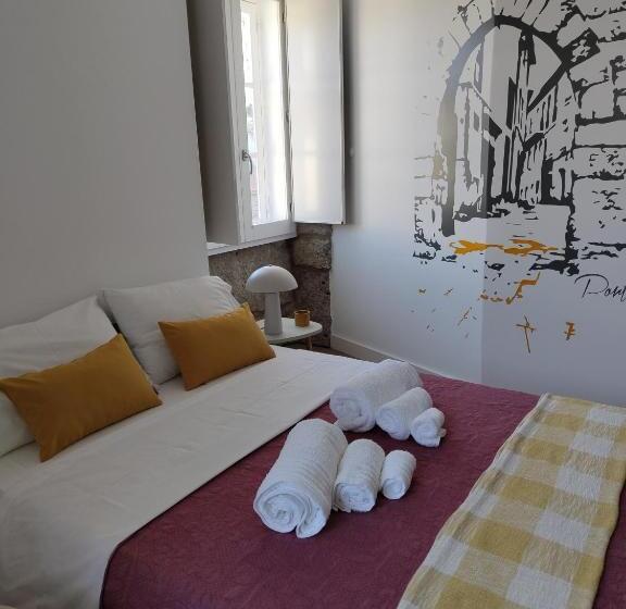 スイート, Urbe Sanchina   Hostel & Suites
