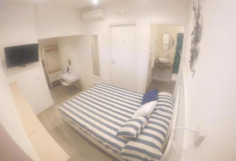 חדר אקונומי, Bed And Breakfast La Vela