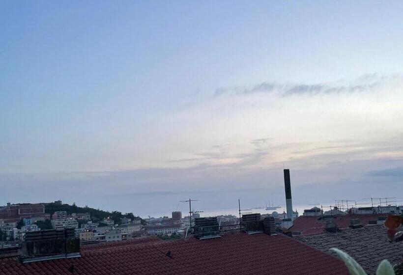 اتاق استاندارد با تراس, Piccola Accogliente E Luminosa Camera In Appartamento Con Terrazza Vista Mare