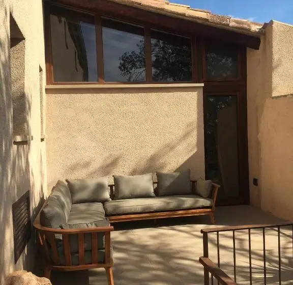 اتاق لوکس سه تخته, Torres De Selma   Eco Resort