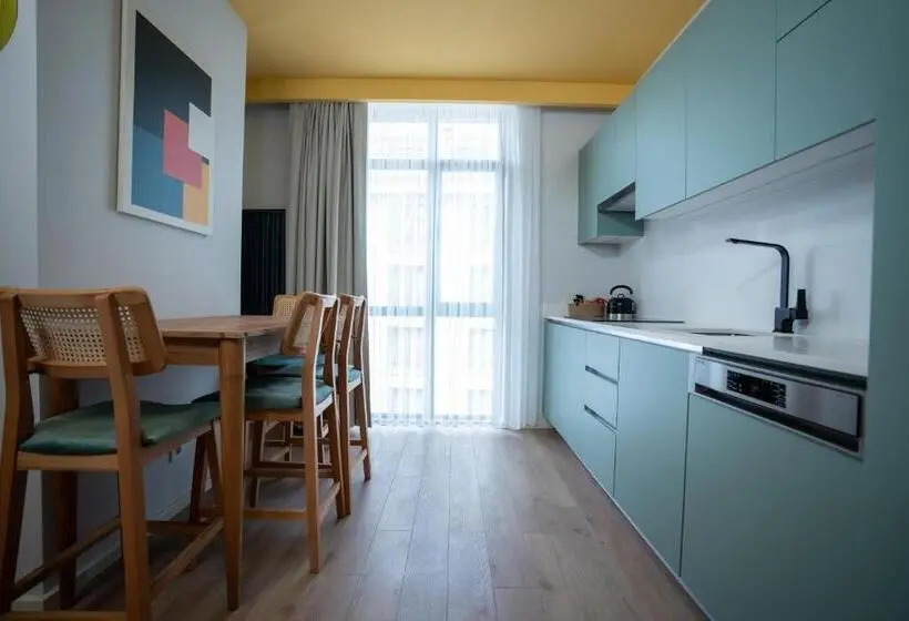 سوییت دوبلکس, Bird Nest Suites