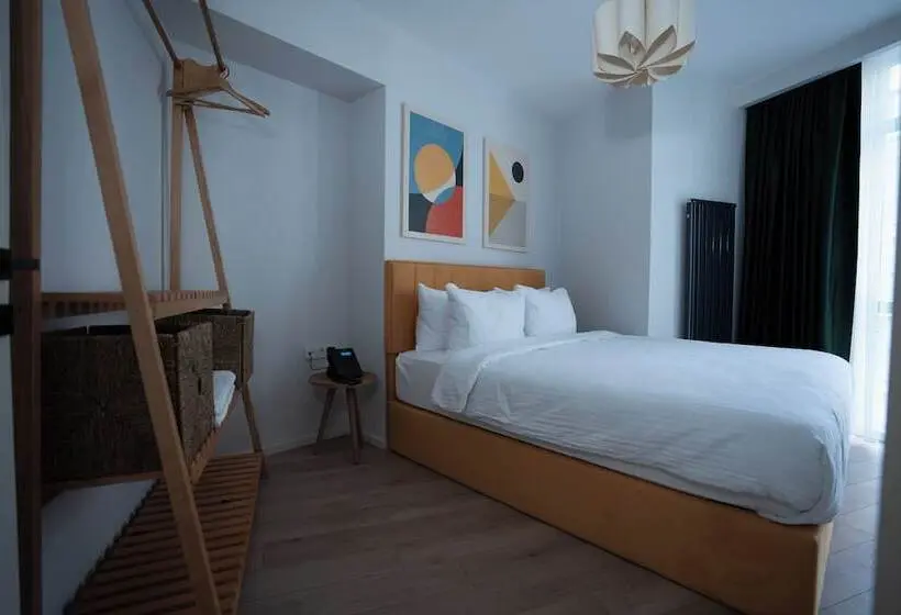 سوییت, Bird Nest Suites