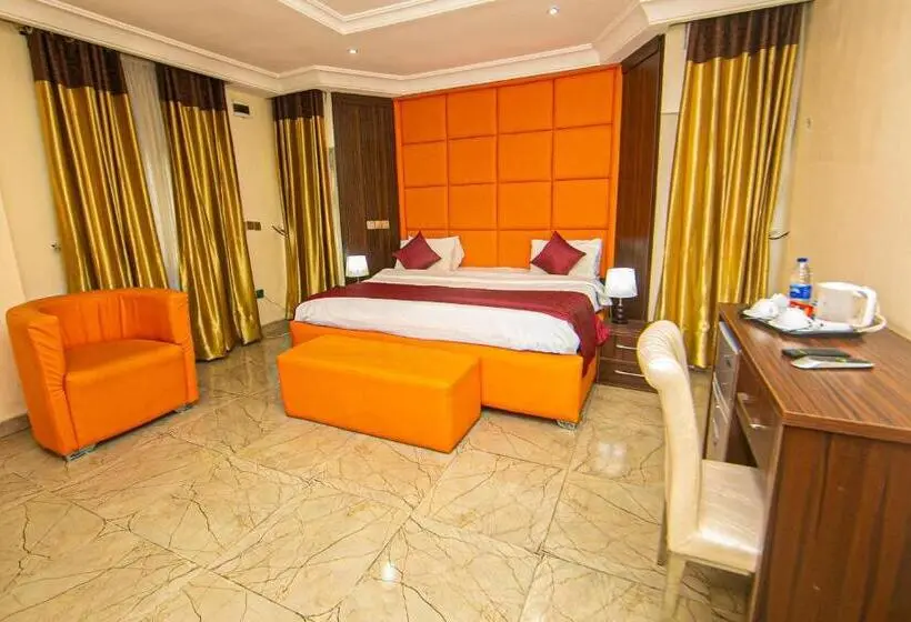 استودیوی استاندارد, Apartment550
