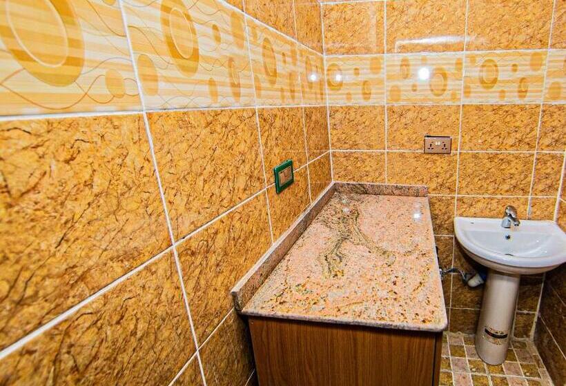 استودیوی لوکس, Apartment550