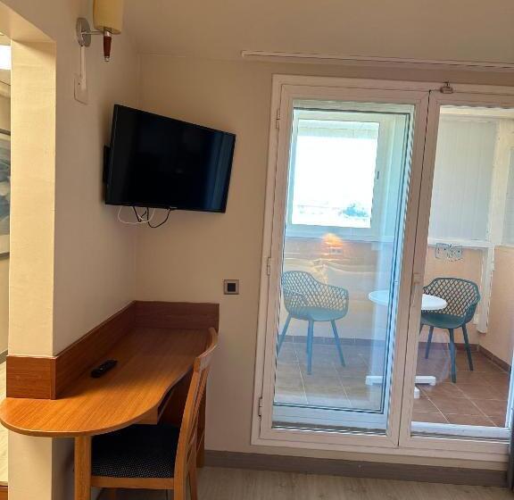 Четырехместный Номер Superior, Cambrils Paradise