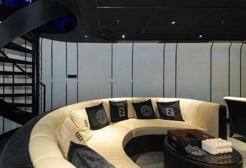 חדר דלוקס, Space Design