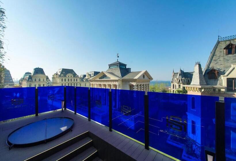 סוויטה דלוקס, Space Design