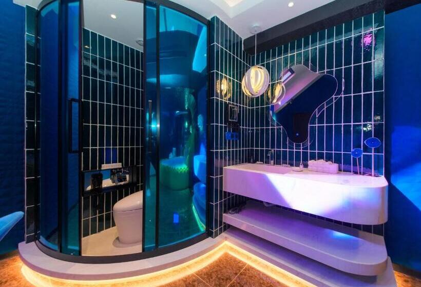 סוויטה דלוקס, Space Design