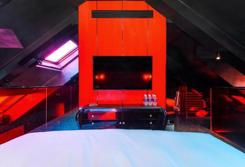 סוויטת דופלקס, Space Design