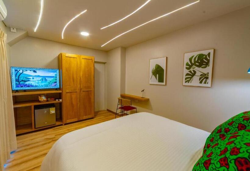 スーペリアールーム, Pao Pao Hotel & Beach Club