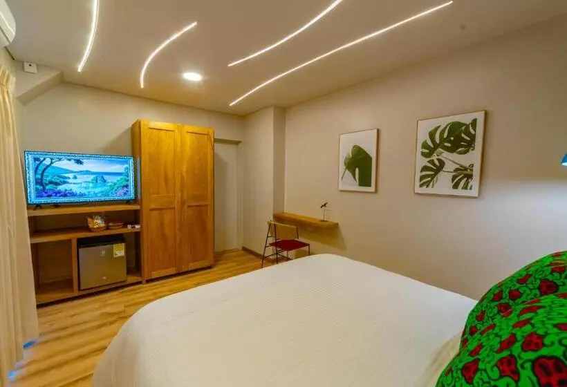 スーペリアールーム, Pao Pao Hotel & Beach Club