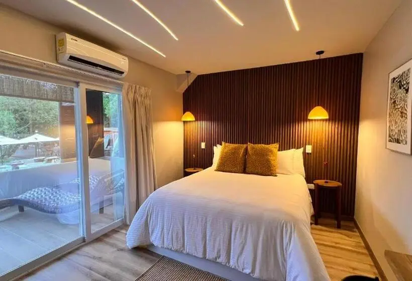 スーペリアールーム, Pao Pao Hotel & Beach Club