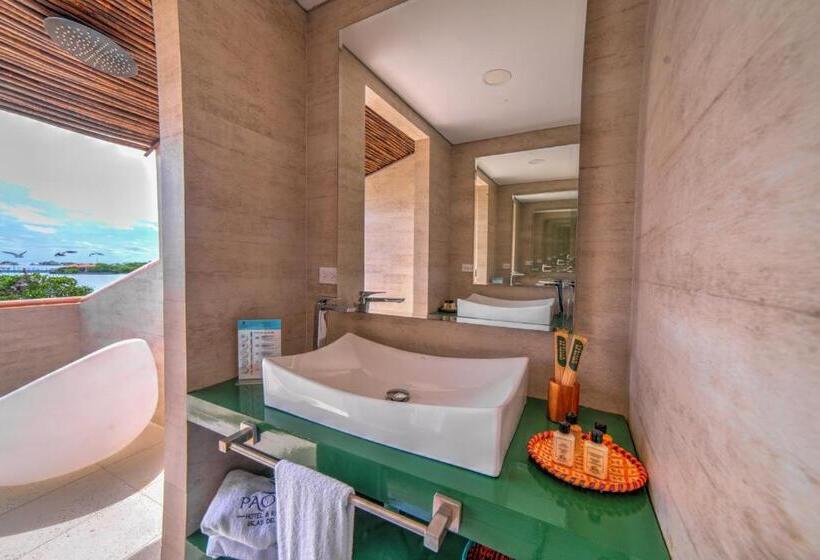 デラックスルーム, Pao Pao Hotel & Beach Club