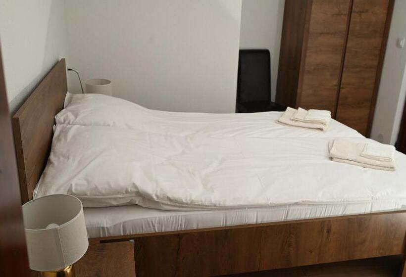 ویلای 1 خوابه, стаи за гости ингилизовата къща