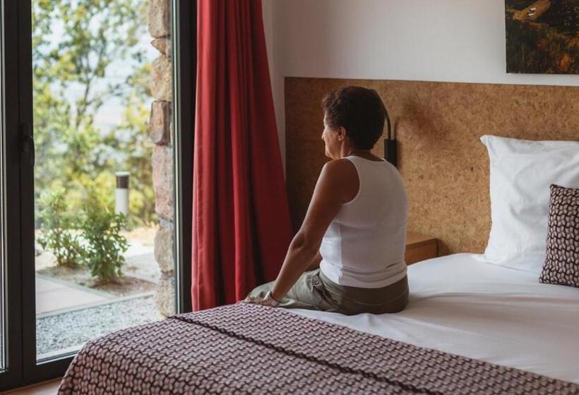 חדר דלוקס עם נוף להרים, Estrela Serenity   Resort
