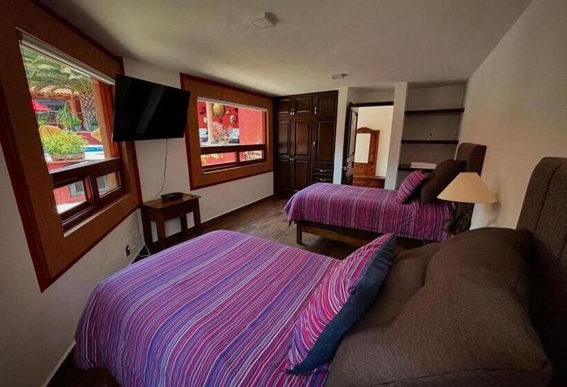 جناح عائلي, La Casa Roja