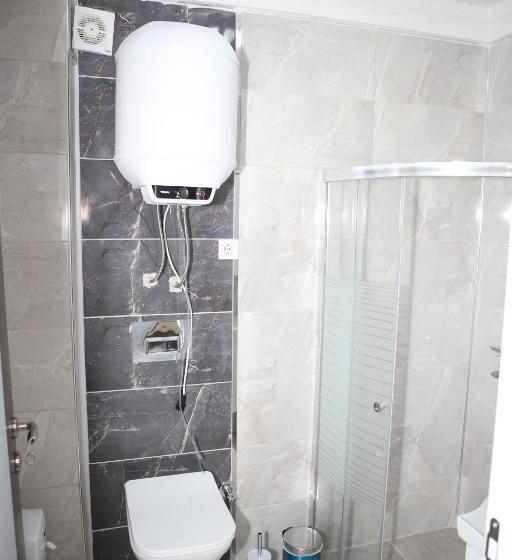 اتاق لوکس با چشم‌انداز دریا, Art Suit Otel