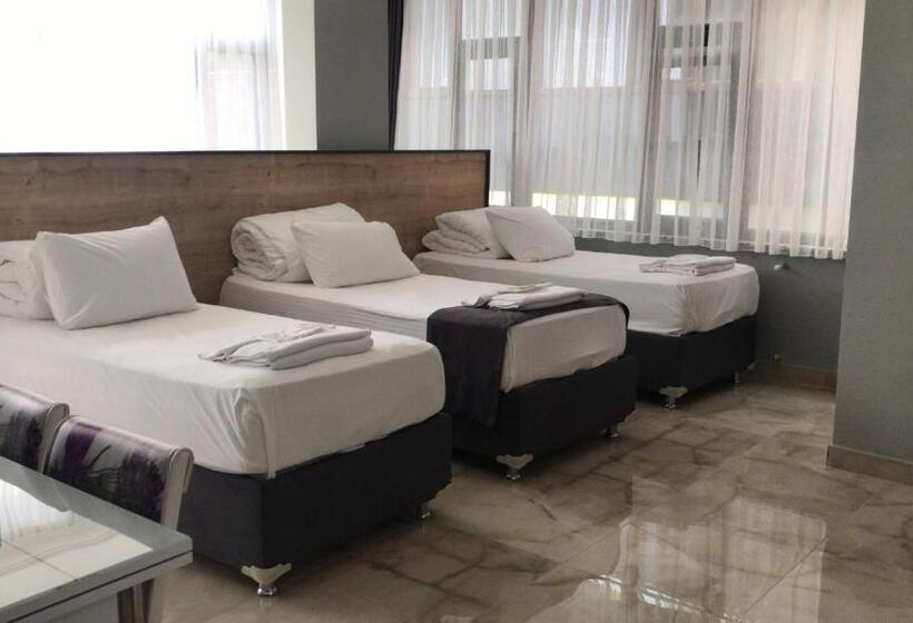 Трехместный Номер Deluxe Вид на Море, Art Suit Otel