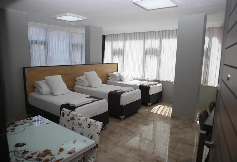 オーシャンビューのデラックストリプルルーム, Art Suit Otel